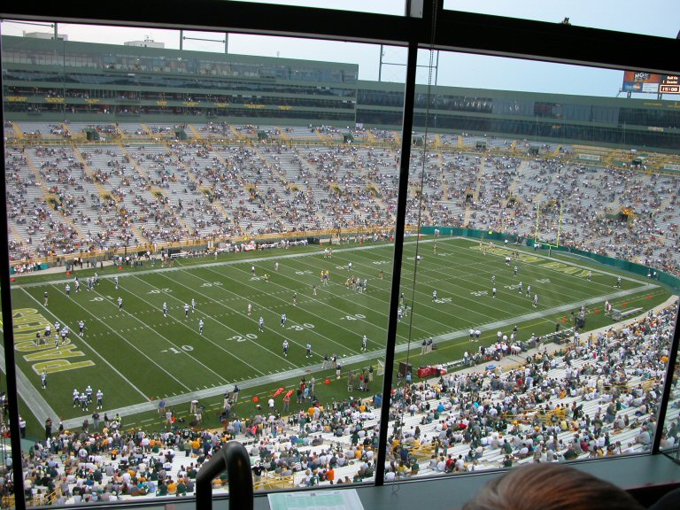 Packer Private Suite (Skybox) Packages at Lambeau Field from Event USA
