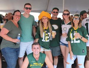green bay tailgate party