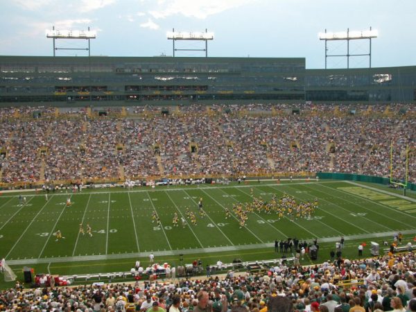 Lambeau Field – 40-50 Yard Line Seating Views, High Rows | Event USA